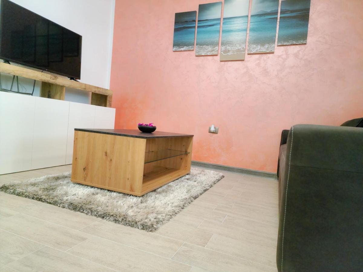 Sole Aparthotel Pool & Spa Mamaia Nord Неводарі Екстер'єр фото