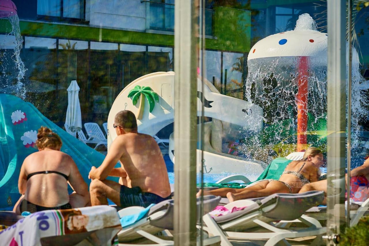 Sole Aparthotel Pool & Spa Mamaia Nord Неводарі Екстер'єр фото